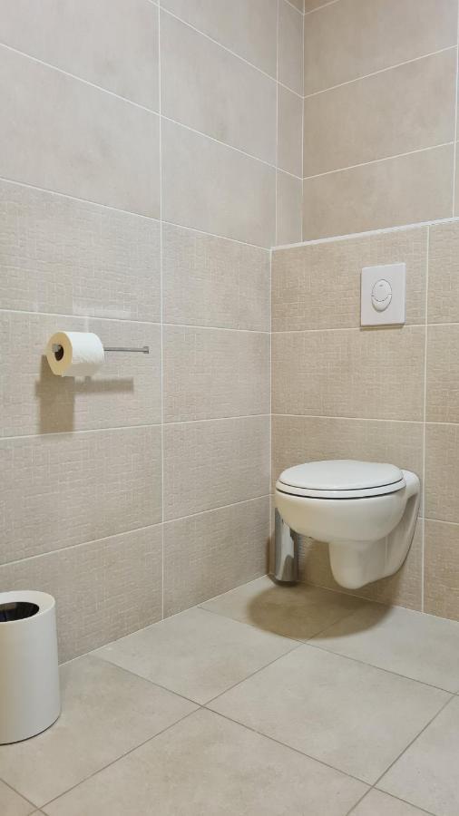 Le Maconnais Guest House Vinzelles Ngoại thất bức ảnh